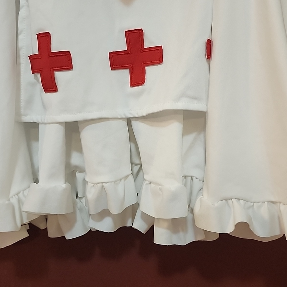 Costume - Picture 2 of 9